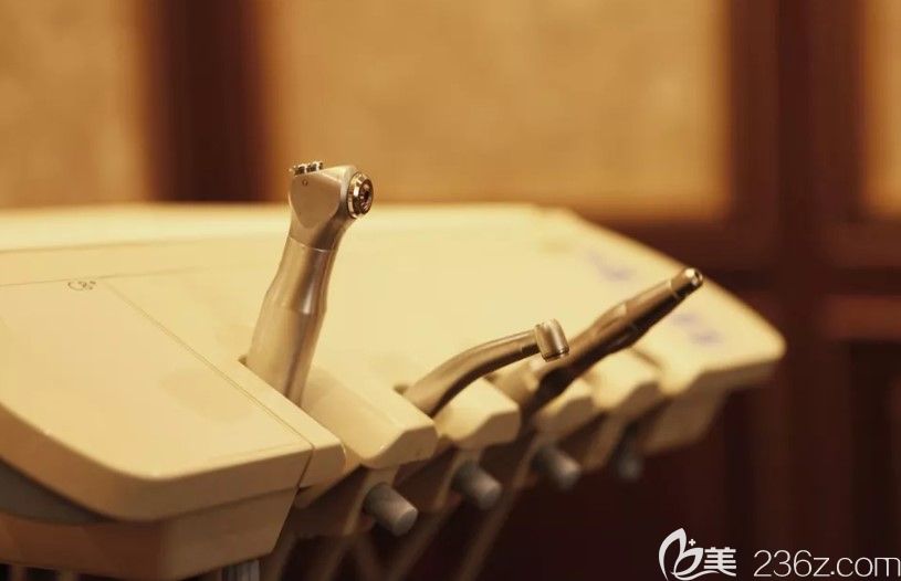 在佳美口腔消毒严格按照标准进行 在佳美口腔消毒严格按照标准进行