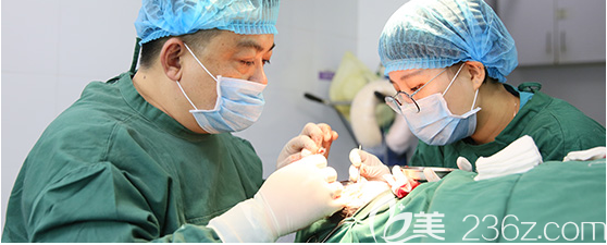 深圳鹏程医院植发谢斌医生植发手术过程图 深圳鹏程医院植发谢斌医生植发手术过程图