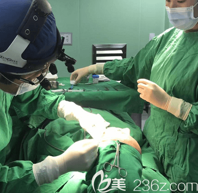 郑在皓院长给我做贴发耳矫正手术当天 郑在皓院长给我做贴发耳矫正手术当天