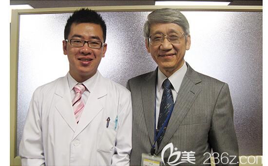 罗罡医生与福冈齿科<!--<i data=20240709-sp></i>-->校长合影 罗罡医生与福冈齿科<!--<i data=20240709-sp></i>-->校长合影