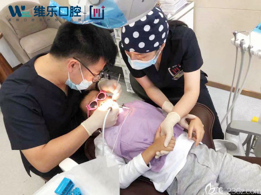 罗医生就诊时图片 罗医生就诊时图片