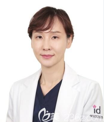 韩国id医院双眼皮医生柳宣惠 韩国id医院双眼皮医生柳宣惠