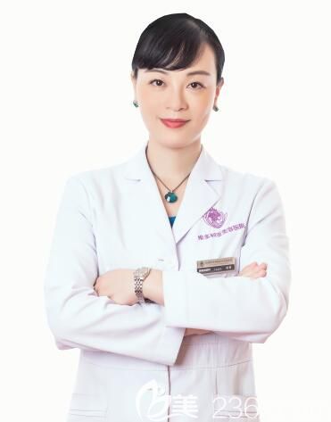 杭州维多利亚皮肤科医生杨菁