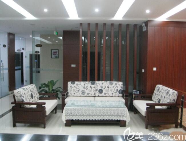 三亚口腔医院顾客休息区 三亚口腔医院顾客休息区