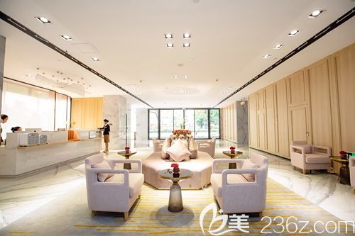 广州韩妃植发专为发友解决脱发 广州韩妃植发专为发友解决脱发