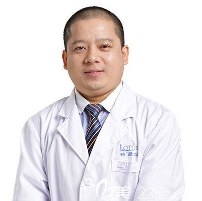 重庆碧莲盛植发医生李兴国 重庆碧莲盛植发医生李兴国