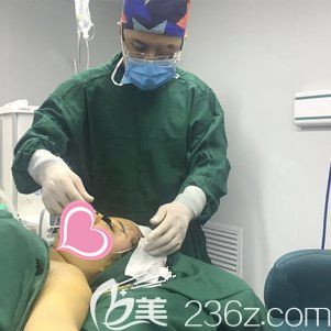 脂肪填充太阳穴术后即刻 脂肪填充太阳穴术后即刻