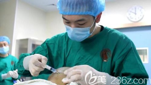 院内涵盖了多项诊疗项目 院内涵盖了多项诊疗项目