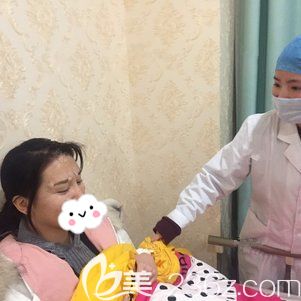 脂肪填充太阳穴术后即刻变饱满