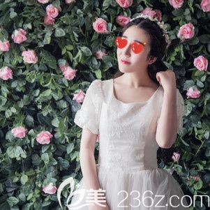 瘦脸后脸部基本看不出痕迹,肿胀很快也消失 瘦脸后脸部基本看不出痕迹,肿胀很快也消失