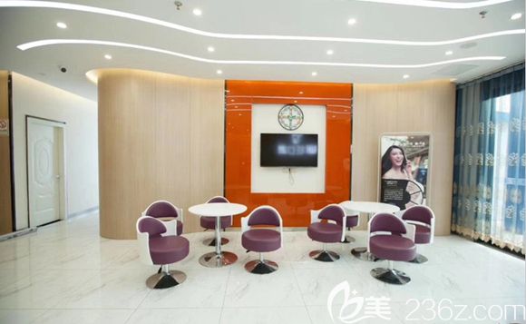 温馨舒适的候诊区 温馨舒适的候诊区