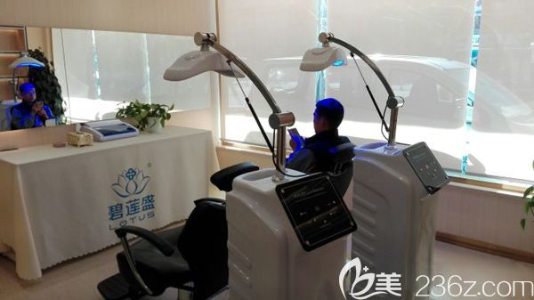 专业治疗脱发的理疗仪器 专业治疗脱发的理疗仪器