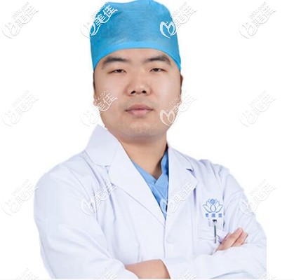 南京碧莲盛植发医生史后彬 南京碧莲盛植发医生史后彬