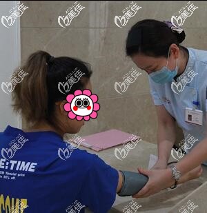 假体隆胸术前面诊体检 假体隆胸术前面诊体检