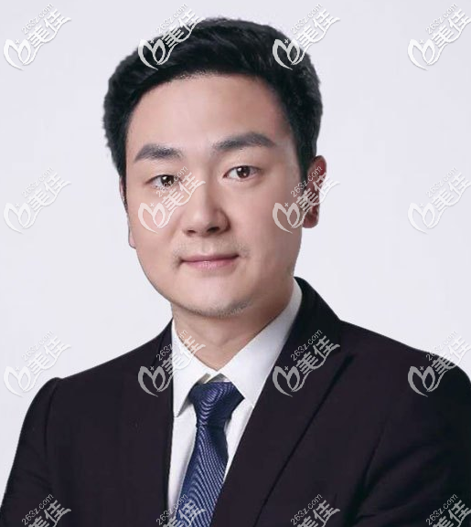 深圳美颜整形医院程传昌医生擅长双眼皮脂肪填充和吸脂 深圳美颜整形医院程传昌医生擅长双眼皮脂肪填充和吸脂