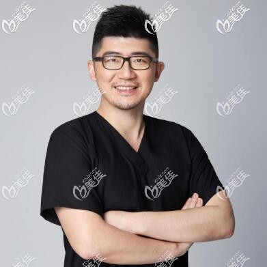 王晔，外科学博士，苏州爱思特主治医师