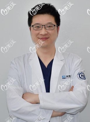 南通美奥口腔综合科医师陆明明