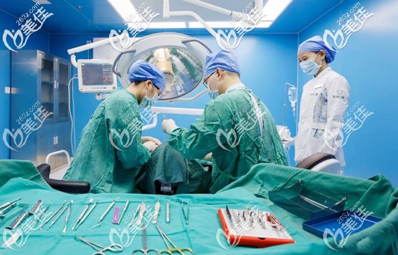 在深圳吉华登特口腔做种植牙的过程图