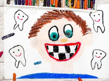 上门牙适合做即刻种植吗 上门牙适合做即刻种植吗