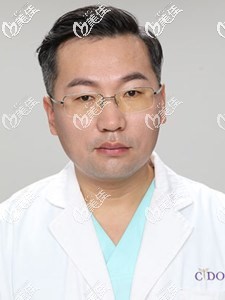 明星植发医生张国栋 明星植发医生张国栋