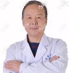 李明 武汉优益佳口腔口腔综合修复医生 李明 武汉优益佳口腔口腔综合修复医生