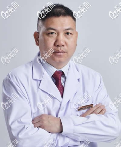 为我手术的医生陈国章
