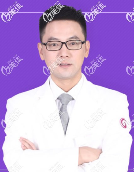 南京华美做鼻子好的医生曹海峰 南京华美做鼻子好的医生曹海峰