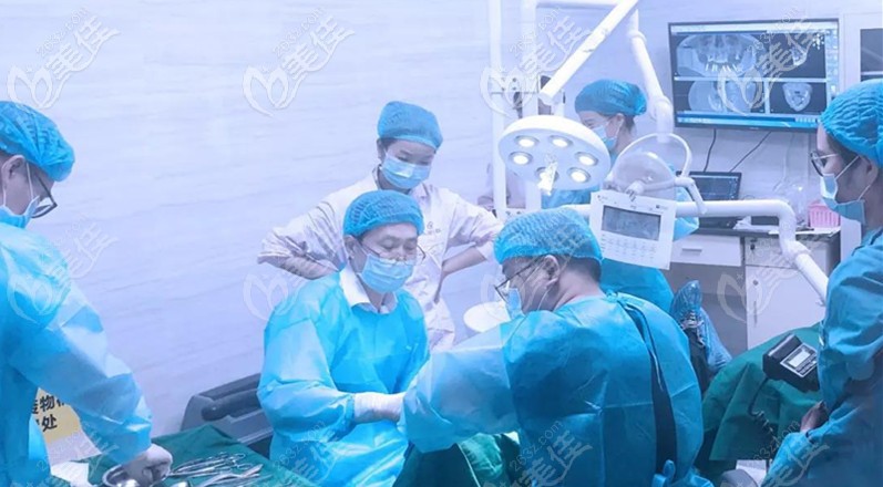 大众口腔种植牙现场 大众口腔种植牙现场