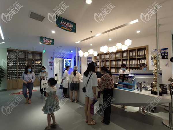 洛阳牙大夫口腔前台 洛阳牙大夫口腔前台