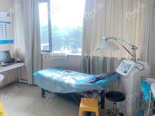 术后头皮护理理疗室 术后头皮护理理疗室