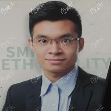 肇庆创齿口腔李焕初医生 肇庆创齿口腔李焕初医生