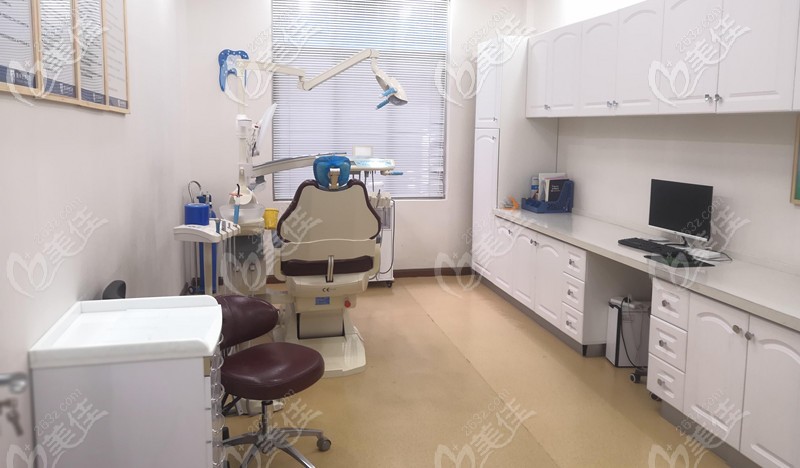 全数字化的治疗牙椅 全数字化的治疗牙椅