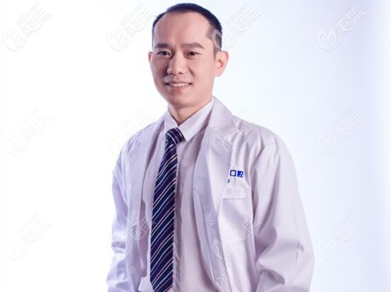 娄底爱牙邦口腔文伟医生 娄底爱牙邦口腔文伟医生