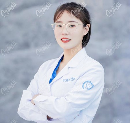 秦皇岛蓝天口腔儿童牙科医生纪梦柳 秦皇岛蓝天口腔儿童牙科医生纪梦柳