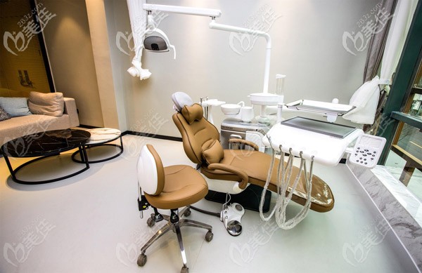 数字化治疗牙椅