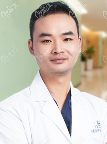 重庆联合丽格周业松医生