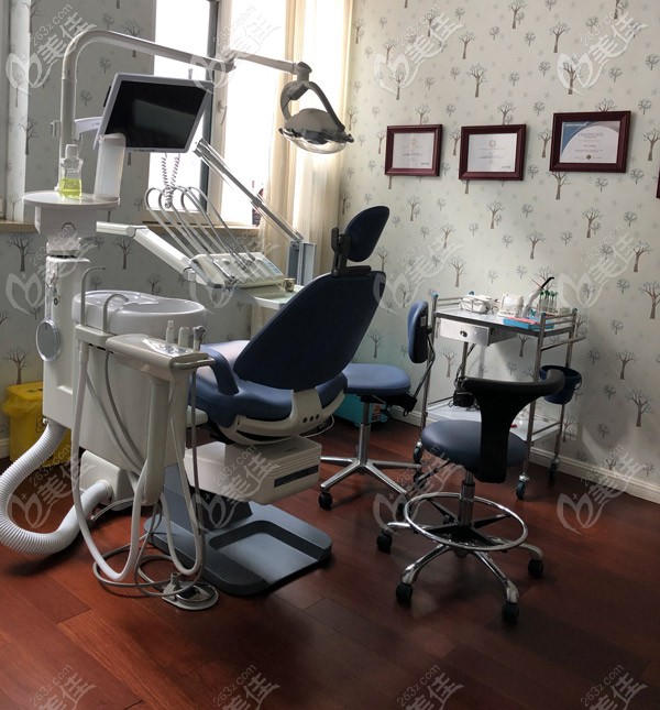 恒伦口腔诊室 恒伦口腔诊室