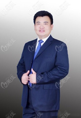 合肥伊美辰医疗美容门诊部余海峰医生 合肥伊美辰医疗美容门诊部余海峰医生