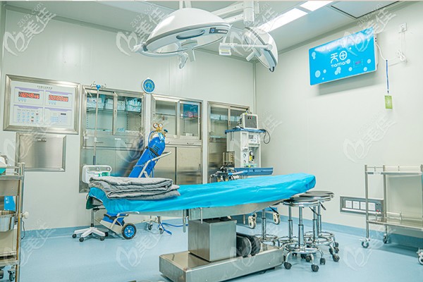 成都高新美辰星耀整形美容医院手术室 成都高新美辰星耀整形美容医院手术室