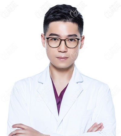 昆明竹子口腔张昱黎医生