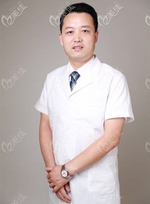 合肥艺星医疗美容医院董宏武