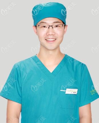 上海宝山区儿童口腔崔聪聪医生