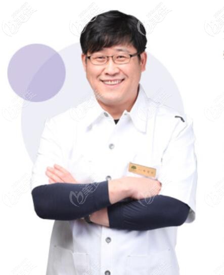 韩国橡树牙科江南——裴哲敏院长 韩国橡树牙科江南——裴哲敏院长