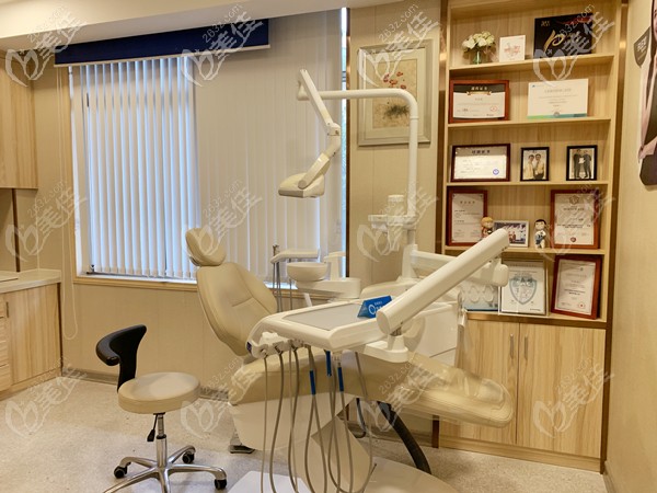福州三栗鼠牙科的独立诊室