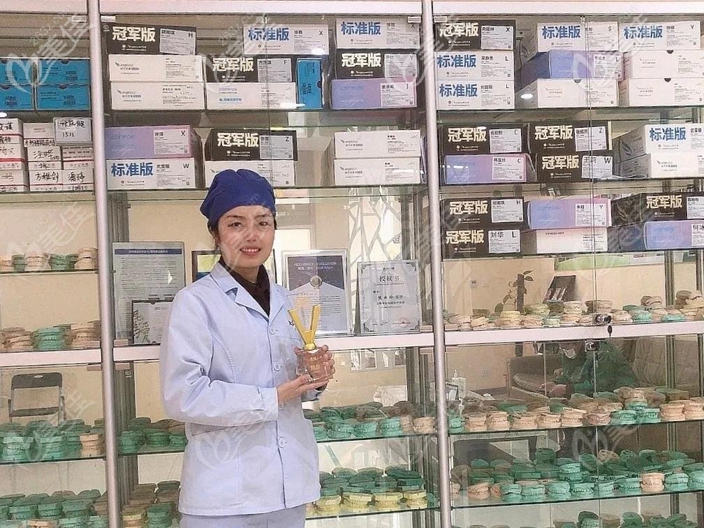 武汉爱尚大众口腔民院路门诊正畸医生熊曲玲