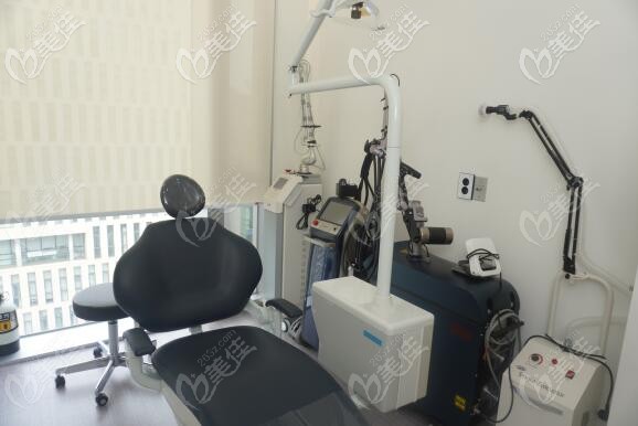 美容室及先进的医疗仪器 美容室及先进的医疗仪器
