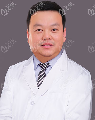 珠海诺贝尔口腔医生于洪海