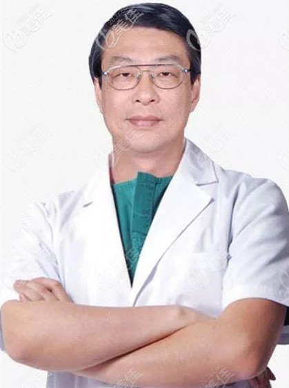 汕头德瑞口腔特聘医师曾融生