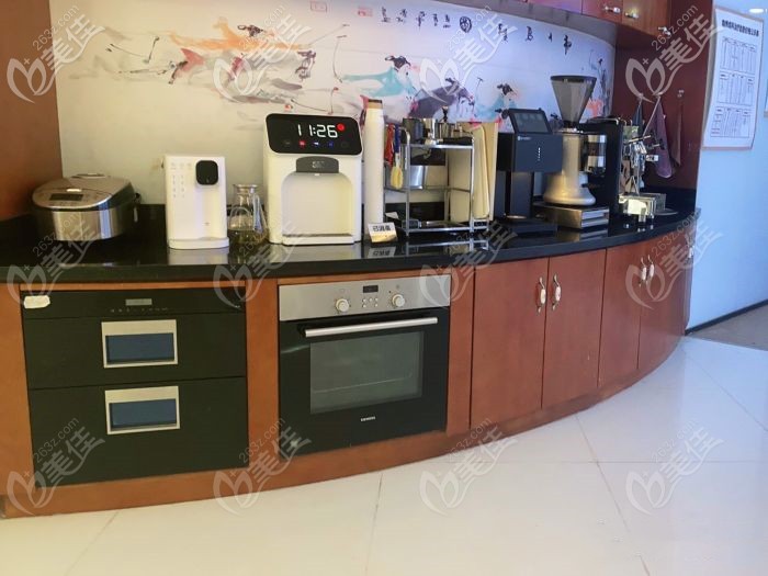 该院的茶水间 该院的茶水间