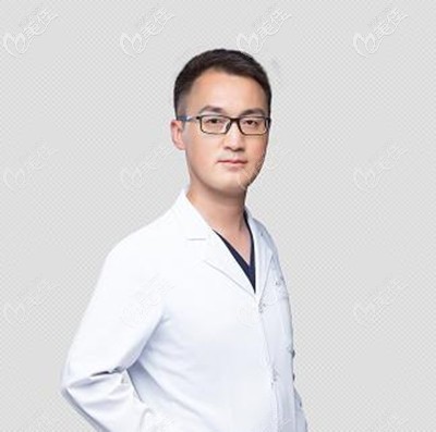 西安鼎秀齿科刘磊医生